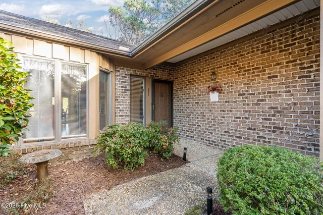 $485,000 | 220 Fairway Drive, Pinehurst, NC 28374