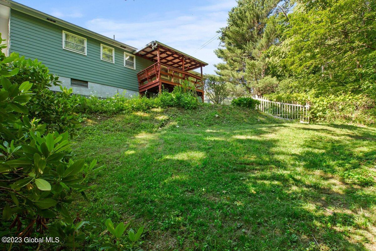 683 Plank Road Pittstown, NY 12182 - Photo 8 of 25 rear left