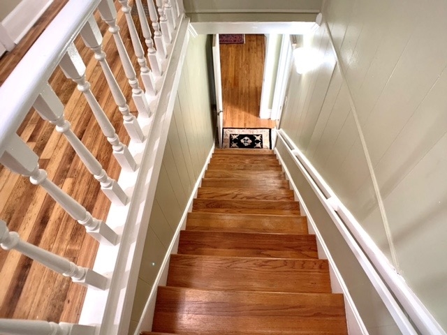 207 West Rose Avenue Foley, AL 36535 - Photo 25 of 34 Stairway