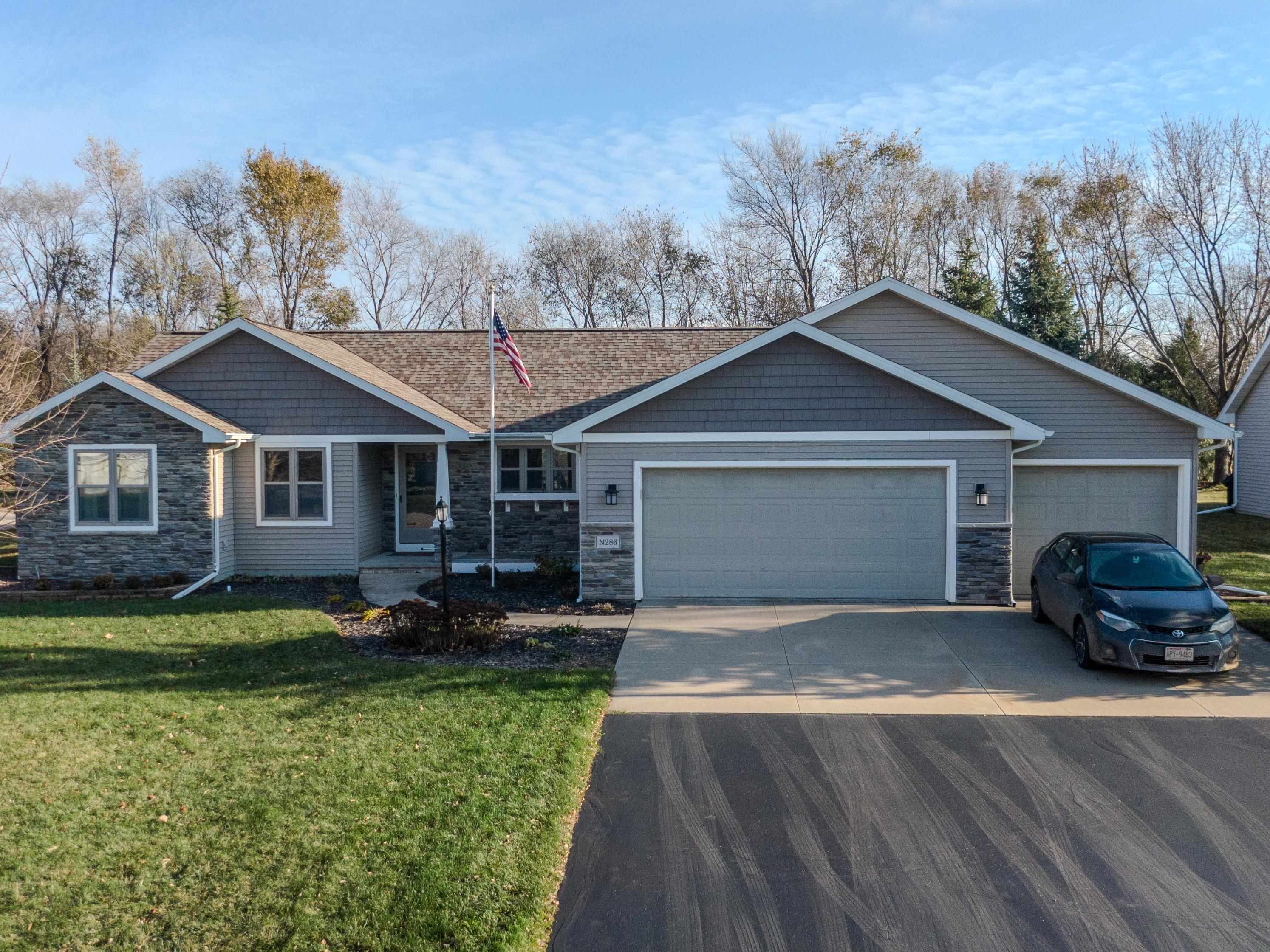 N286 Mueller Court Appleton, WI 54915 - Photo 1 of 1 Gallery Image 1