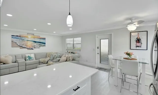 $2,500 | 581 Monaco Way, Unit 581, Delray Beach, FL 33446