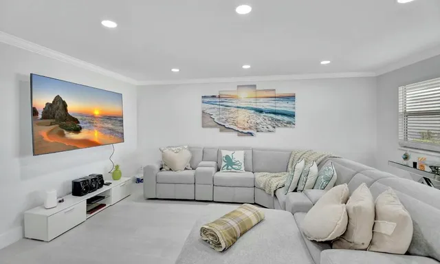 $2,500 | 581 Monaco Way, Unit 581, Delray Beach, FL 33446