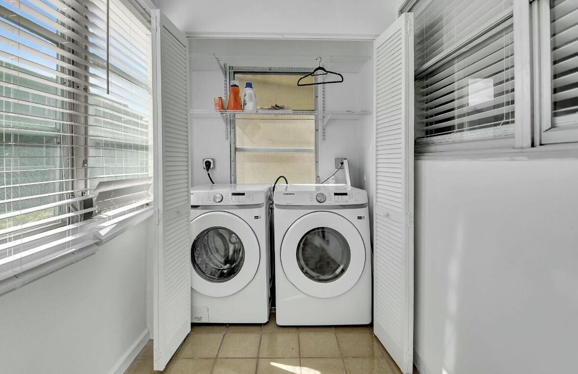 581 Monaco Way, Unit 581 Delray Beach, FL 33446 - Photo 27 of 34 IMG_2634