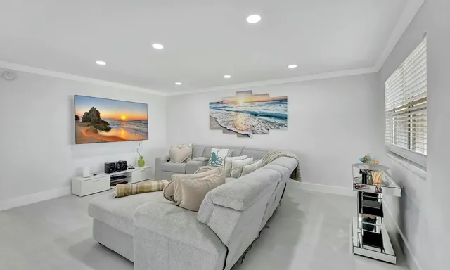 $2,500 | 581 Monaco Way, Unit 581, Delray Beach, FL 33446