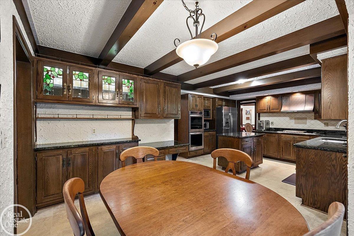 523 Ridgewood Road Rochester, MI 48306 - Photo 27 of 61 Gallery Image 27