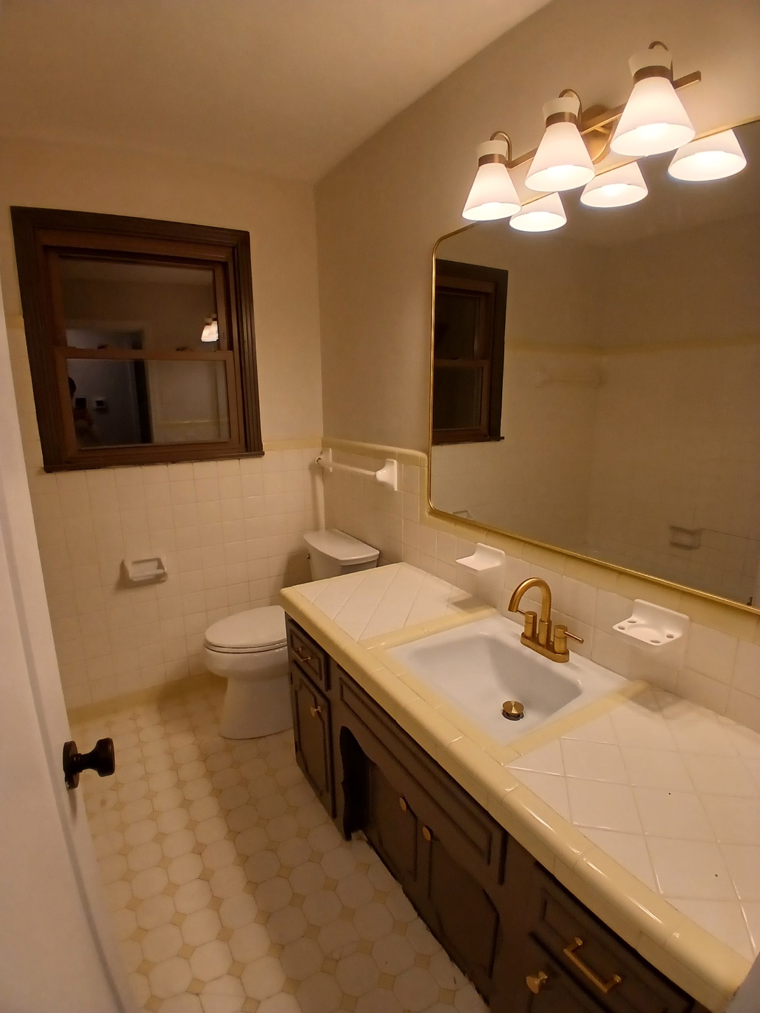 171 New Shackle Island Road Hendersonville, TN 37075 - Photo 4 of 5 a bathroom with a sink and a mirror