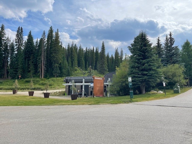 640 Village Road, Unit 4320 Breckenridge, CO 80424 - Photo 18 of 39 a view of a park with large trees