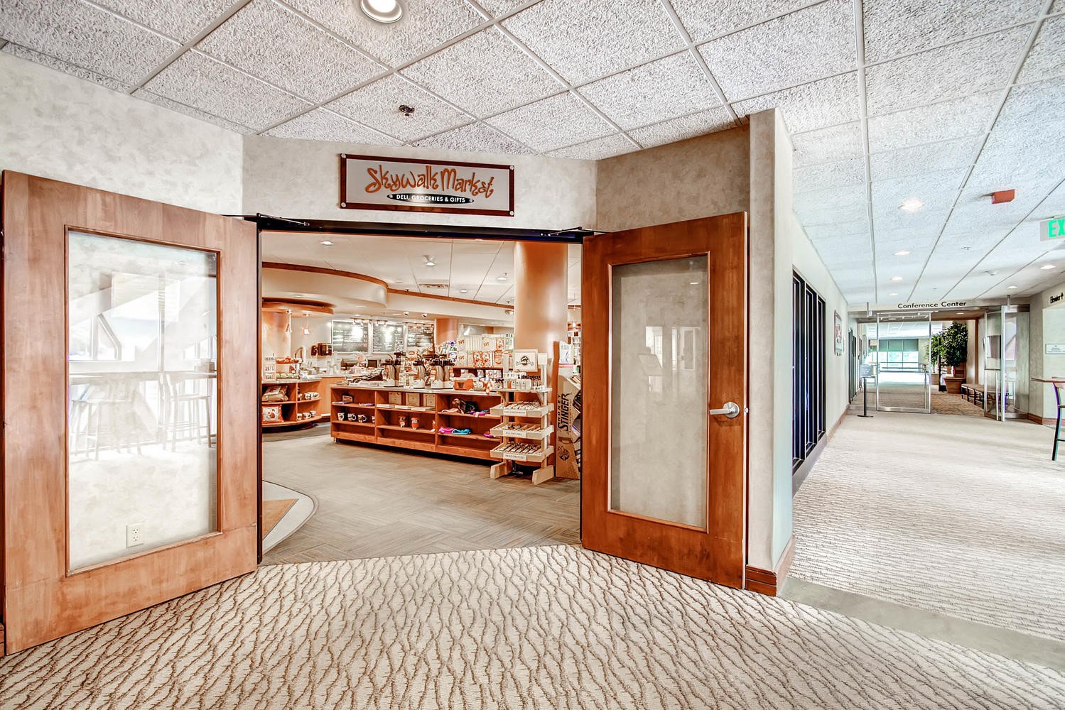 640 Village Road, Unit 4320 Breckenridge, CO 80424 - Photo 29 of 39 Market and Cafe