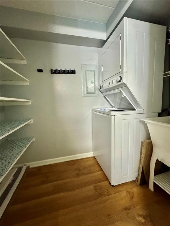 321 Ridge Point Circle, Unit B13 Bridgeville, PA 15017 - Photo 16 of 23 LAUNDRY OFF BATHROOM