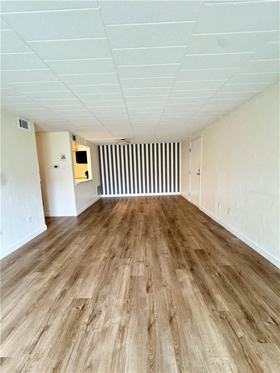 321 Ridge Point Circle, Unit B13 Bridgeville, PA 15017 - Photo 4 of 23 LIVING DINING ROOM COMBO