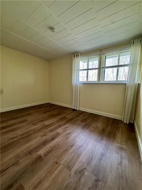 321 Ridge Point Circle, Unit B13 Bridgeville, PA 15017 - Photo 9 of 23 SECOND BEDROOM