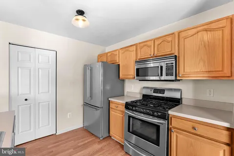 $450,000 | 43374 Greyswallow Terrace, Ashburn, VA 20147