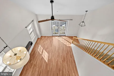 $450,000 | 43374 Greyswallow Terrace, Ashburn, VA 20147