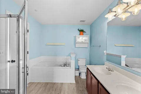 $450,000 | 43374 Greyswallow Terrace, Ashburn, VA 20147