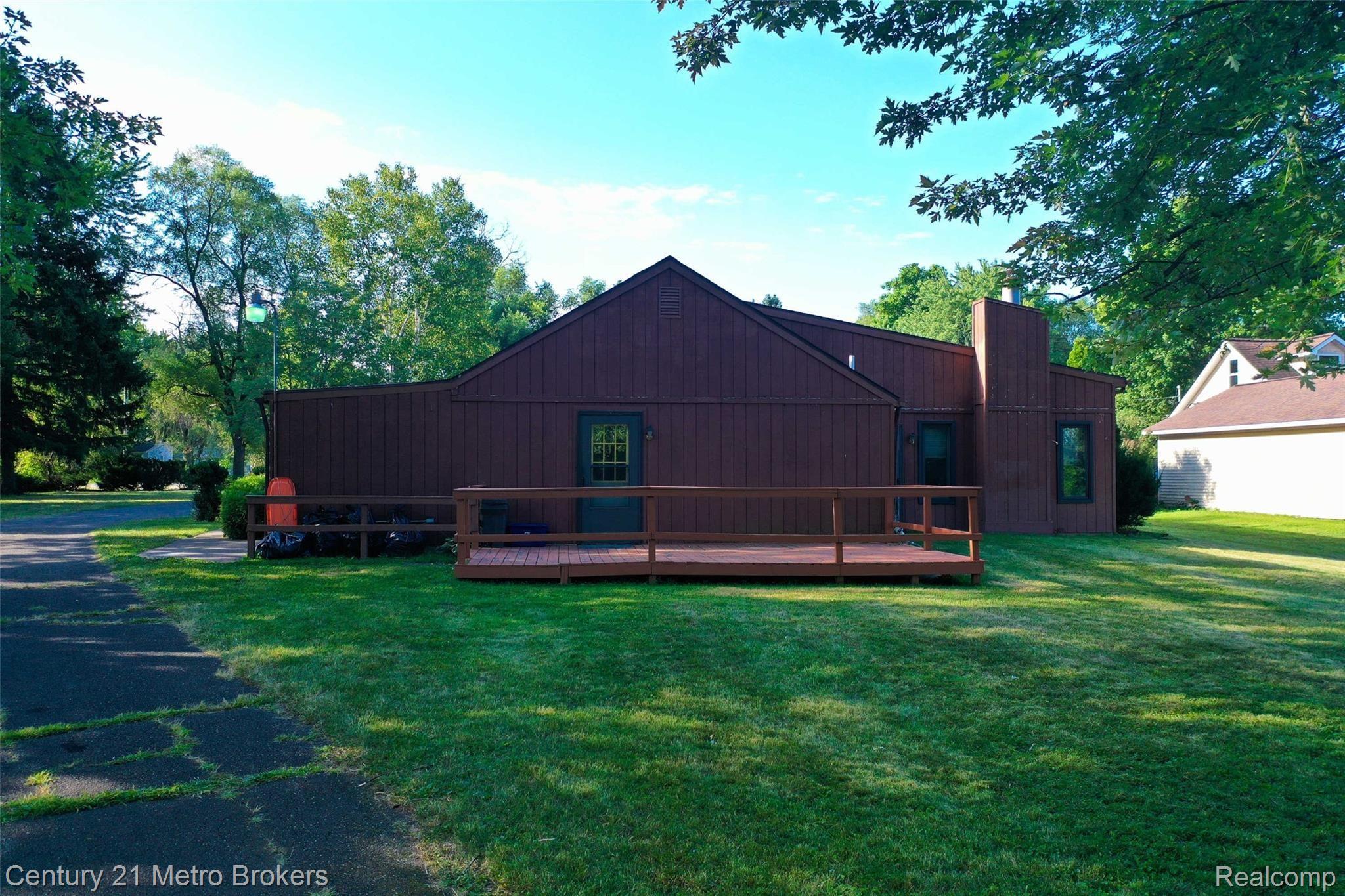 7475 East Atherton Road Davison, MI 48423 - Photo 43 of 50 7475-E-Atherton-Rd-42 Outside.jpg