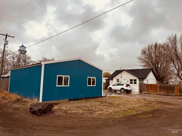 $225,000 | 203 East Idaho Street, Paul, ID 83347