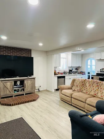 $225,000 | 203 East Idaho Street, Paul, ID 83347