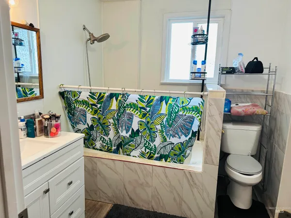 $225,000 | 203 East Idaho Street, Paul, ID 83347