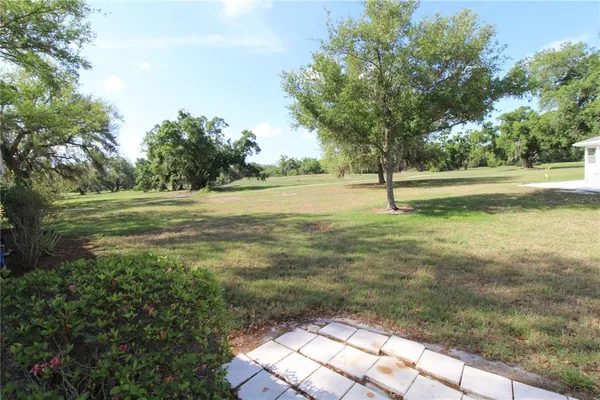 $1,550 | 2202 Clubhouse Drive, Unit 187, Sun City Center, FL 33573