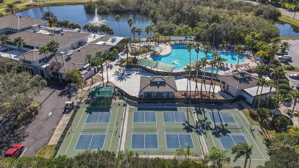 $1,550 | 2202 Clubhouse Drive, Unit 187, Sun City Center, FL 33573