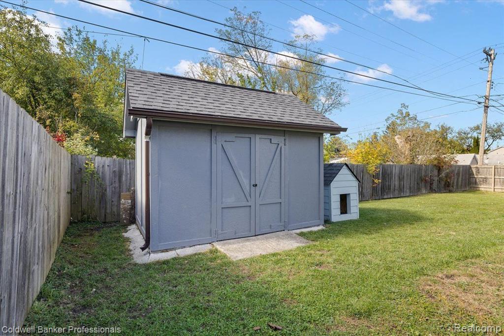 2812 Hartline Drive Rochester Hills, MI 48309 - Photo 33 of 34