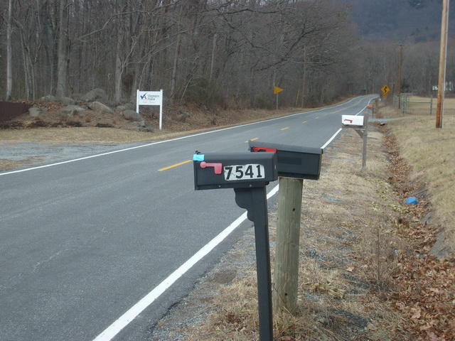 7541 Peaks Road Bedford, VA 24523 - Photo 2 of 28 SDF54189_002