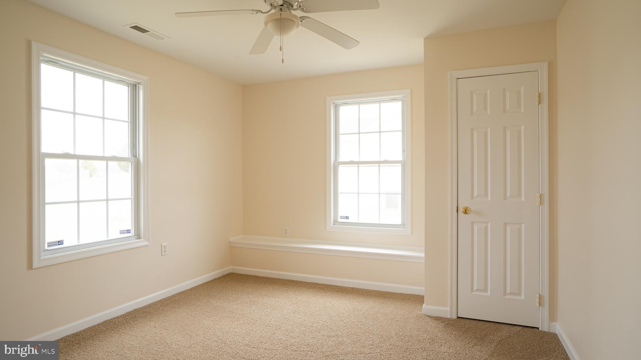 154 Peter Rabbit Drive Ranson, WV 25438 - Photo 18 of 31