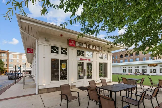 $995,000 | 5105 Deerlake Drive, Alpharetta, GA 30005