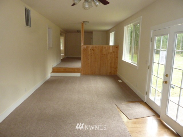 1488 Southwest Andrews Road Port Orchard, WA 98367 - Photo 5 of 14 Gallery Image 5