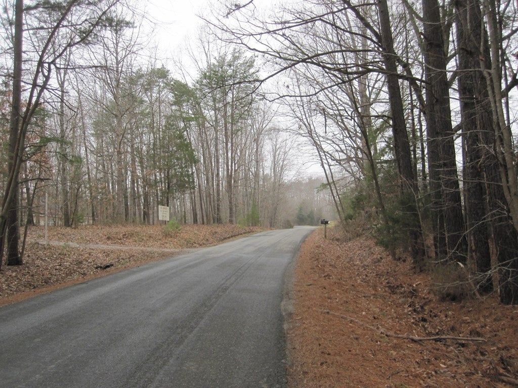 71 Horsepen Road Farmville, VA 23901 - Photo 6 of 7 Gallery Image 6