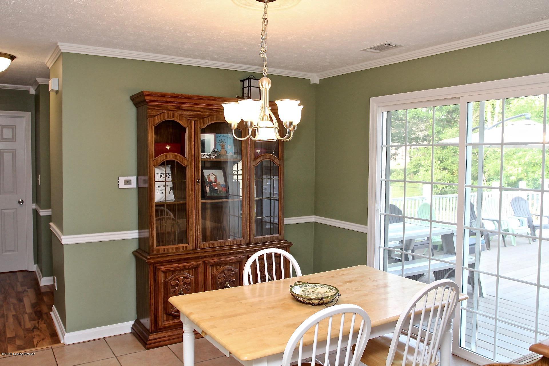 828 Greenbriar Road Mount Washington, KY 40047 - Photo 6 of 64 828 Greenbriar Rd - Mt Washington