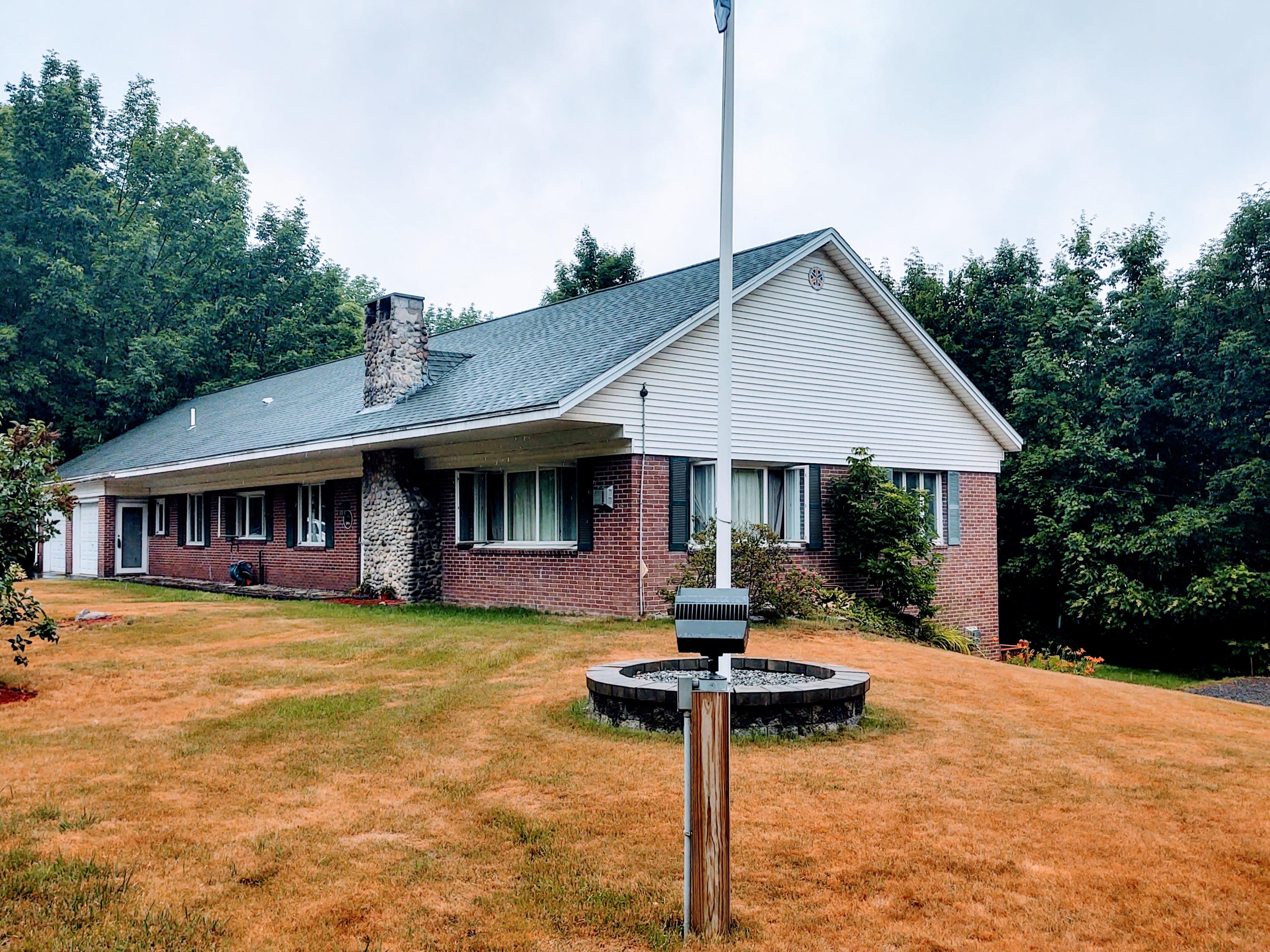 19 1st Rangeway Waterville, ME 04901 - Photo 2 of 3 IMG_20200629_122104963_HDR (1)