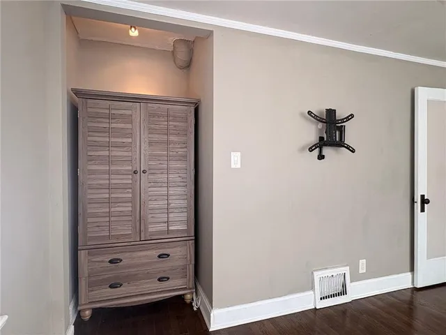 $2,000 | 4516 Rainbow Boulevard, Kansas City, KS 66103