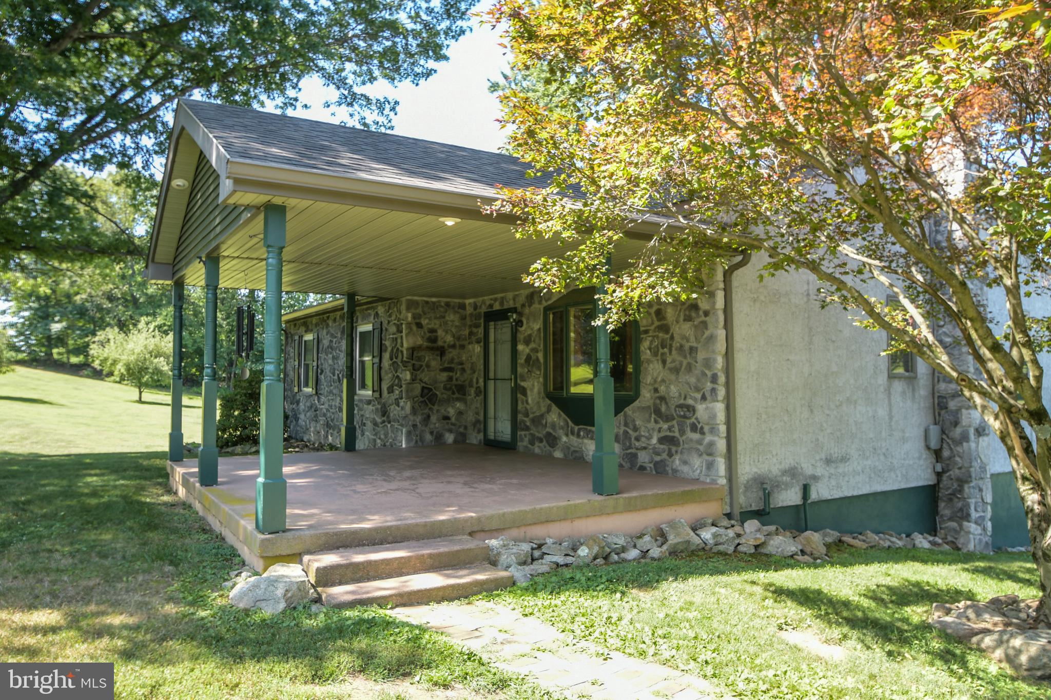 126 Lenape Road Barto, PA 19504 - Photo 5 of 52 Gallery Image 5