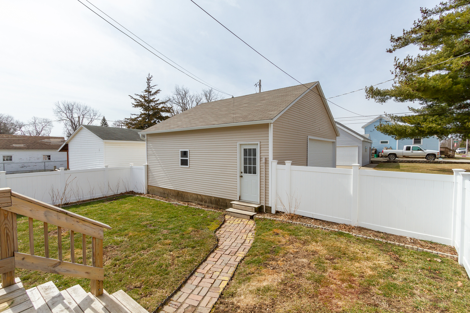 728 Woolf Court Rochelle, IL 61068 - Photo 26 of 31 a view of a backyard