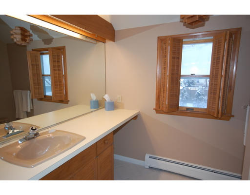 61 Simonds Road Lexington, MA 02420 - Photo 11 of 15
