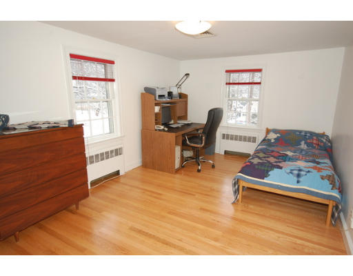 61 Simonds Road Lexington, MA 02420 - Photo 13 of 15