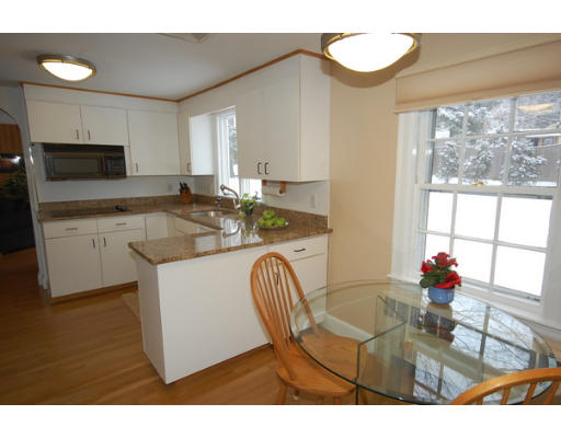 61 Simonds Road Lexington, MA 02420 - Photo 3 of 15