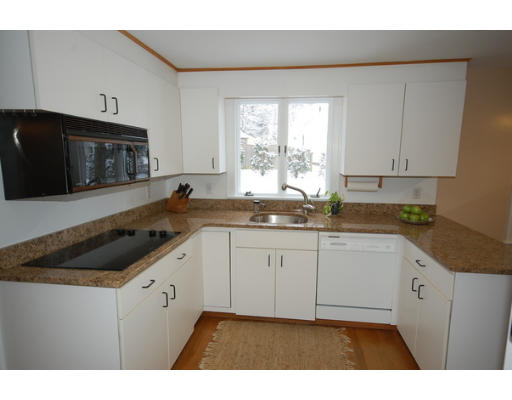 61 Simonds Road Lexington, MA 02420 - Photo 4 of 15