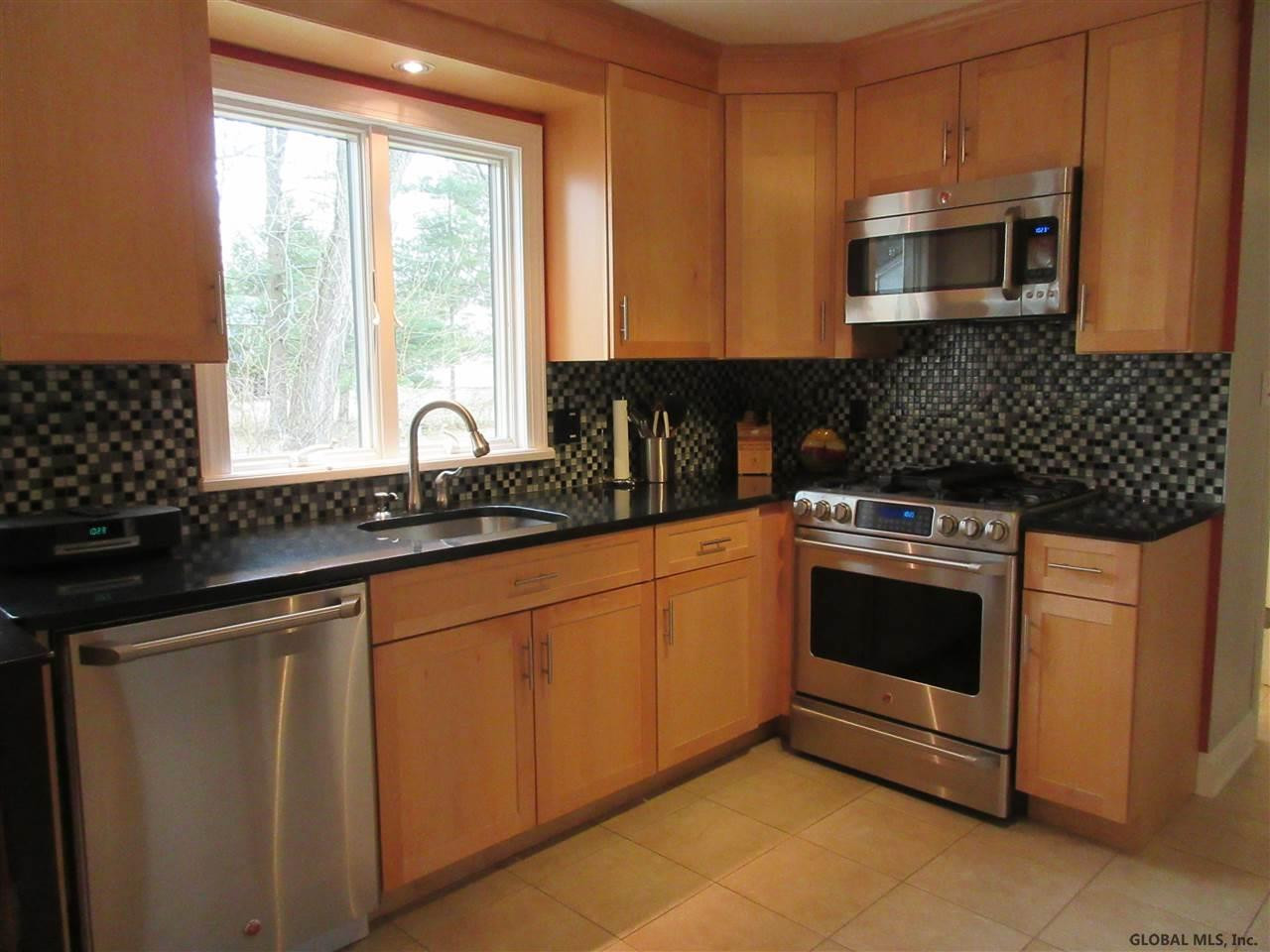 61 Greenock Road Bethlehem, NY 12054 - Photo 2 of 18 Photo 2