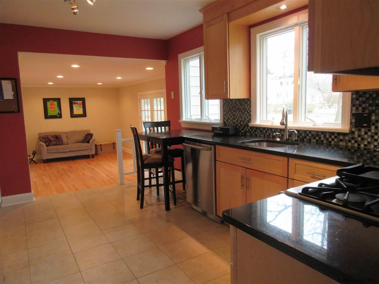 61 Greenock Road Bethlehem, NY 12054 - Photo 4 of 18 Photo 4