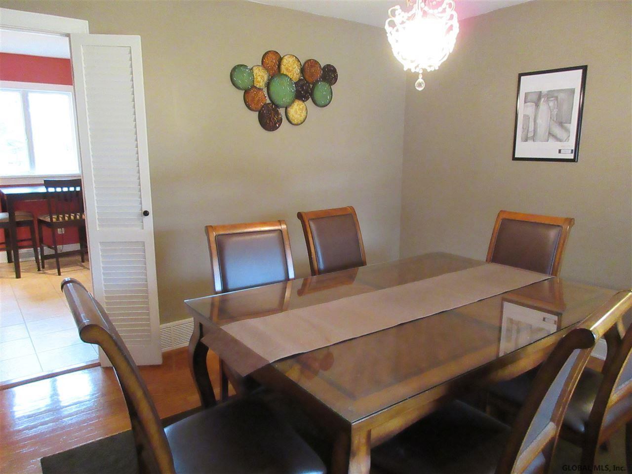 61 Greenock Road Bethlehem, NY 12054 - Photo 9 of 18 Photo 9