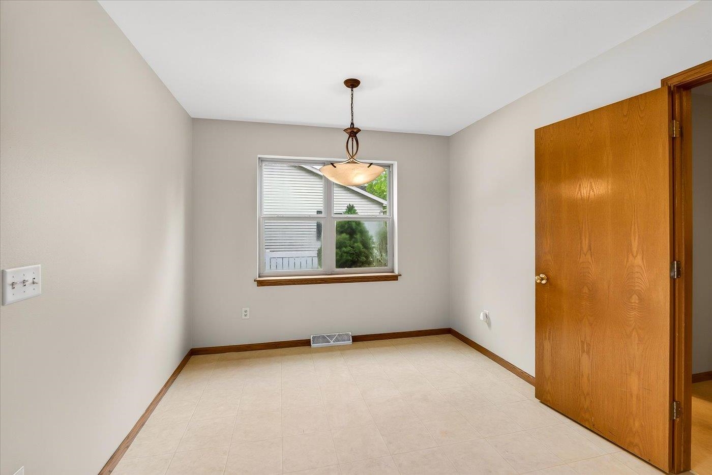 1331 Swordleaf Lane Sun Prairie, WI 53590 - Photo 12 of 29
