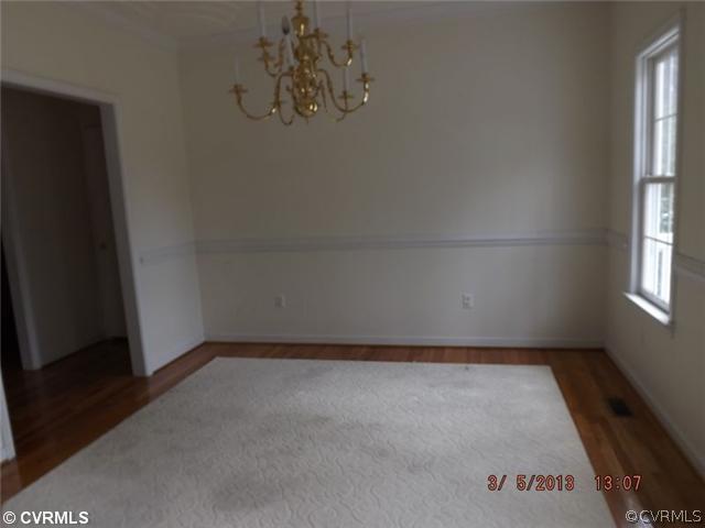 1358 Butler Branch Road Petersburg, VA 23805 - Photo 2 of 7 Dining Room