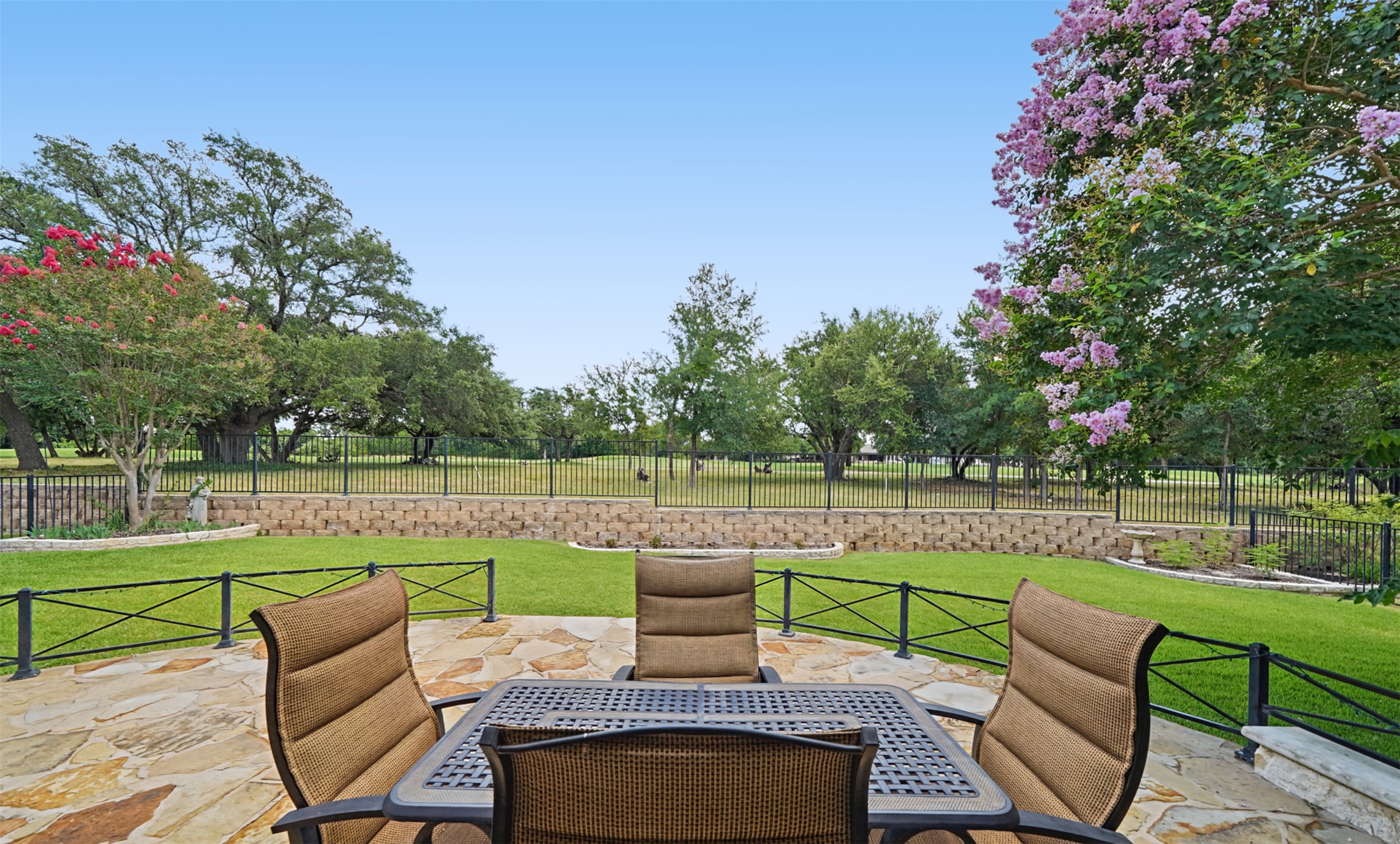 206 Mustang Is Trail Georgetown, TX 78633 - Photo 17 of 40
