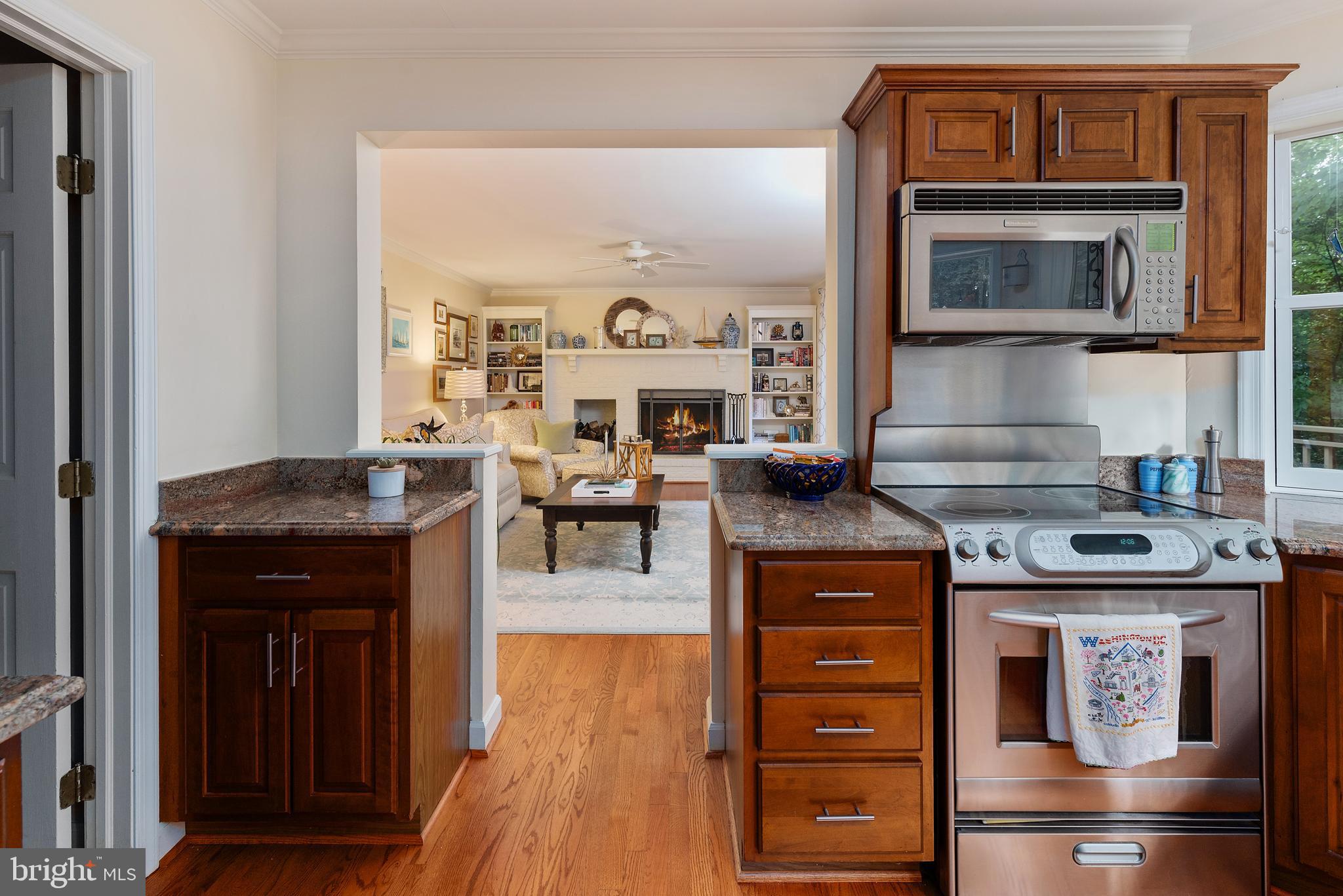 1936 High Ridge Road Annapolis, MD 21409 - Photo 12 of 75 Practical working U shape kitchen & granite