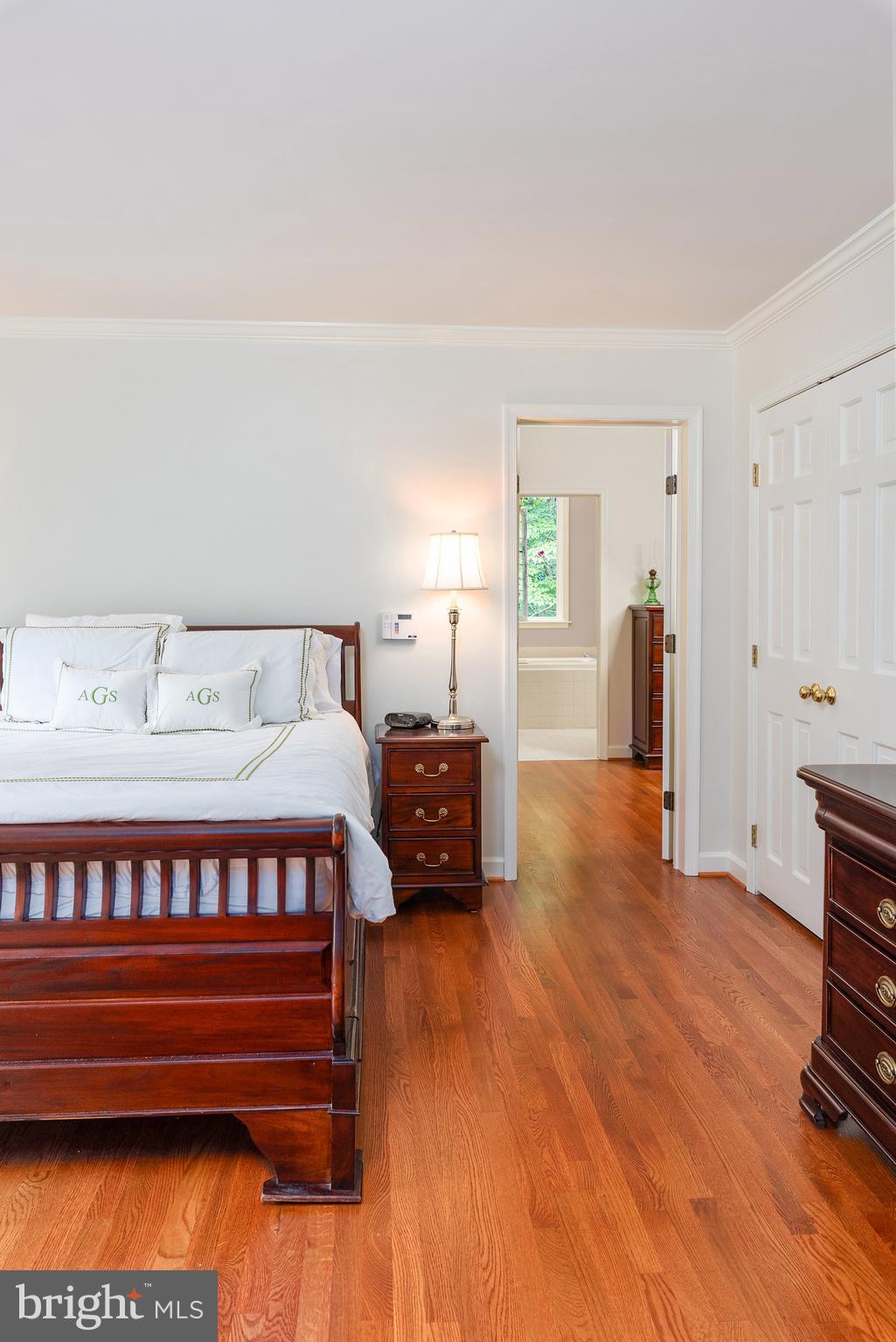 1936 High Ridge Road Annapolis, MD 21409 - Photo 18 of 75 Master suite has hardwoods and walls of closets.