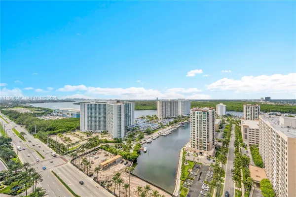 $15,000 | 15901 Collins Avenue, Unit 2104, Sunny Isles Beach, FL 33160