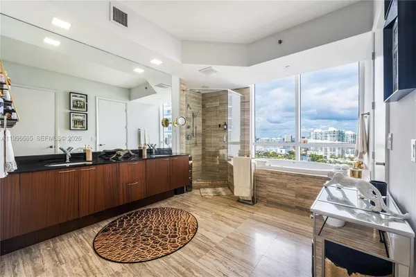 $15,000 | 15901 Collins Avenue, Unit 2104, Sunny Isles Beach, FL 33160