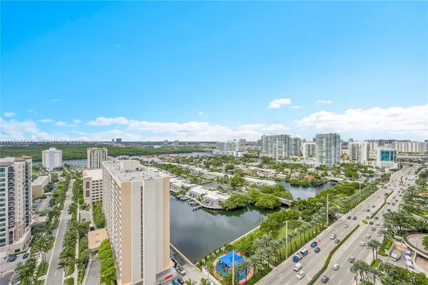 $15,000 | 15901 Collins Avenue, Unit 2104, Sunny Isles Beach, FL 33160